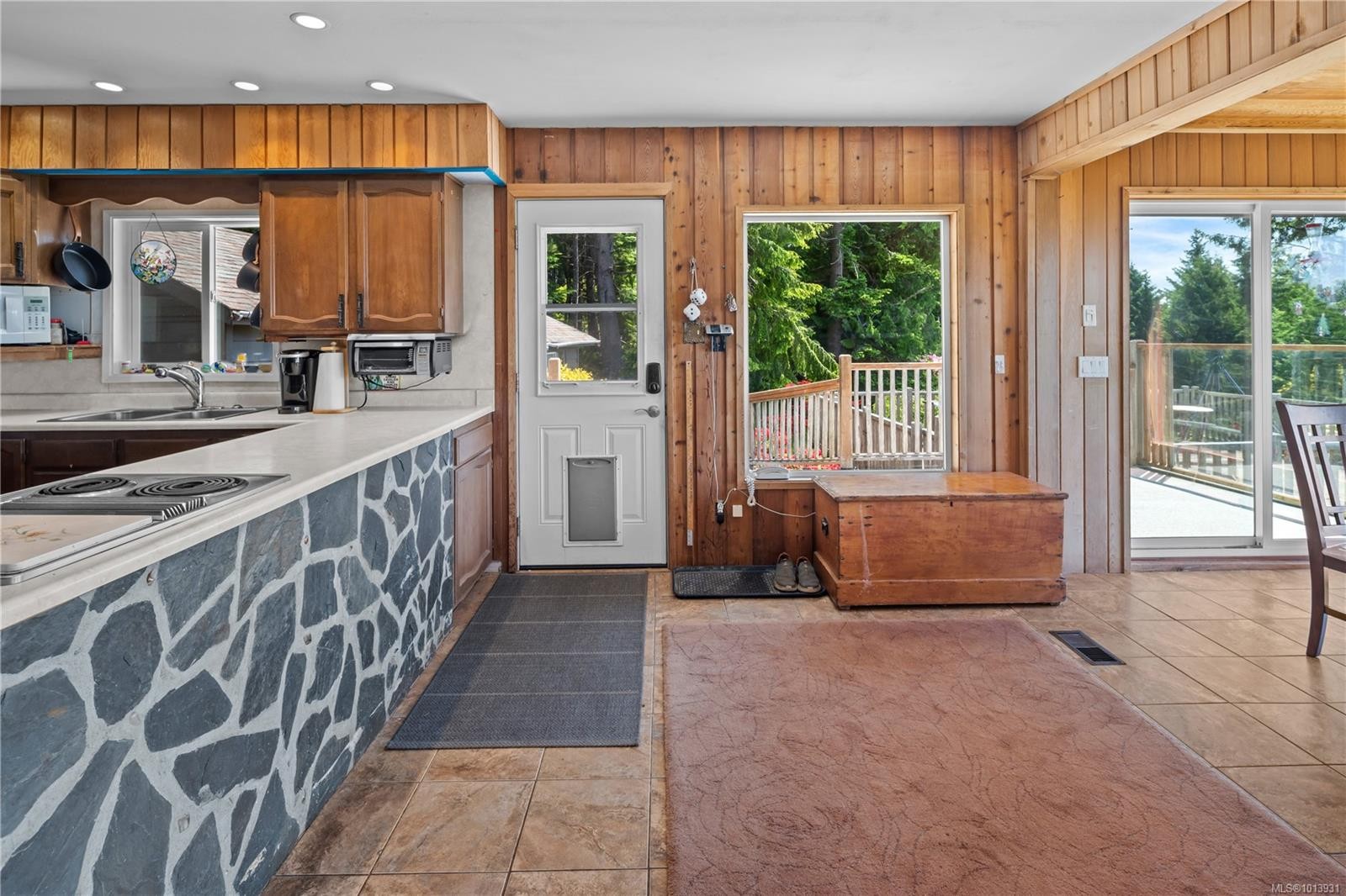 2623 Seaside Dr, Sooke, BC