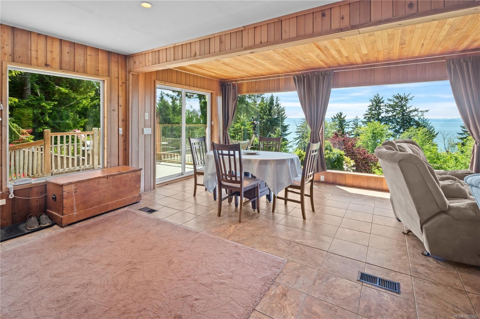 2623 Seaside Dr, Sooke, BC