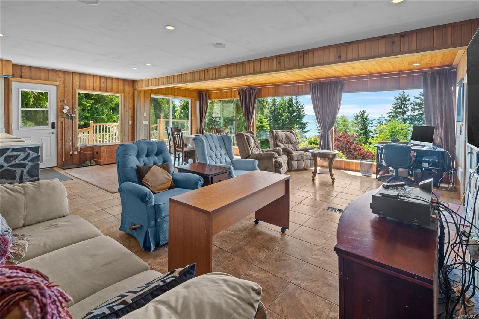 2623 Seaside Dr, Sooke, BC