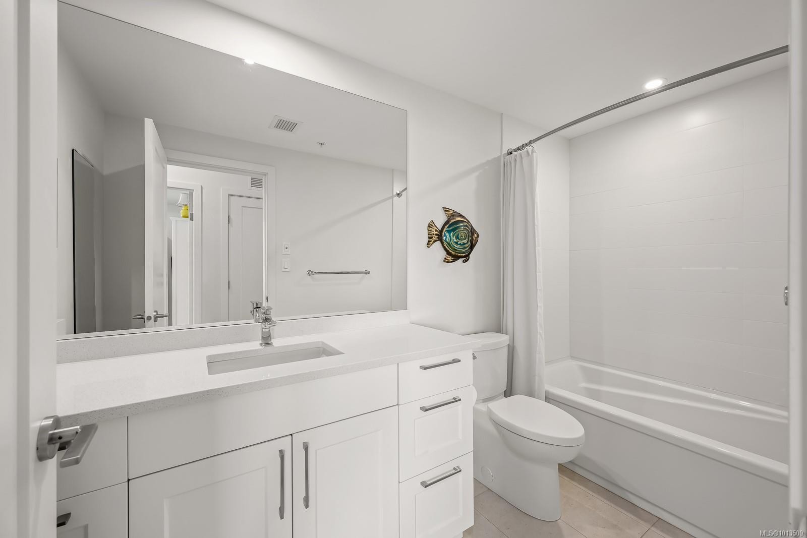 406-536 Island Hwy South, Campbell River, BC - Indoor Photo Showing Bathroom