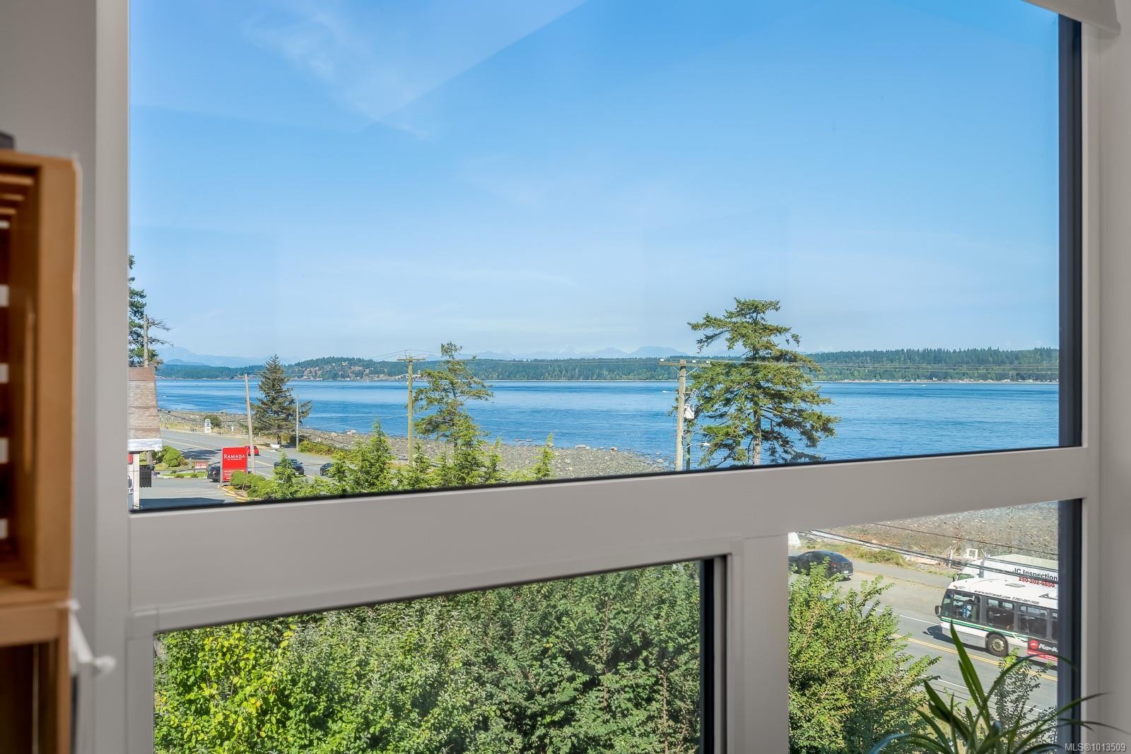 406-536 Island Hwy South, Campbell River, BC - Outdoor With Body Of Water With View