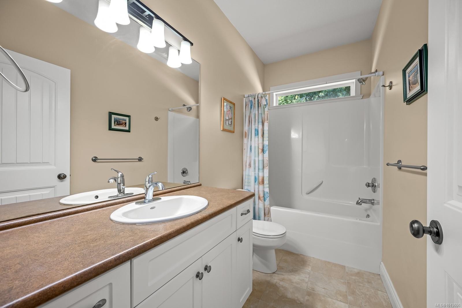 10-5300 Gainsberg Rd, Bowser, BC