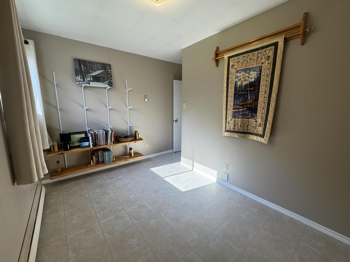 115 Warbler Drive, Manitouwadge, ON - Indoor Photo Showing Other Room