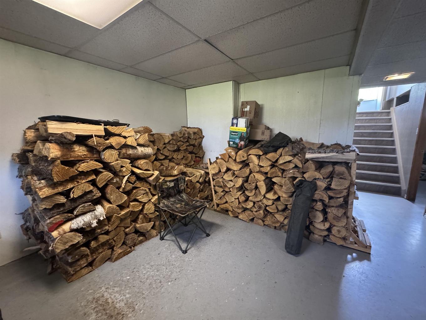 115 Warbler Drive, Manitouwadge, ON - Indoor