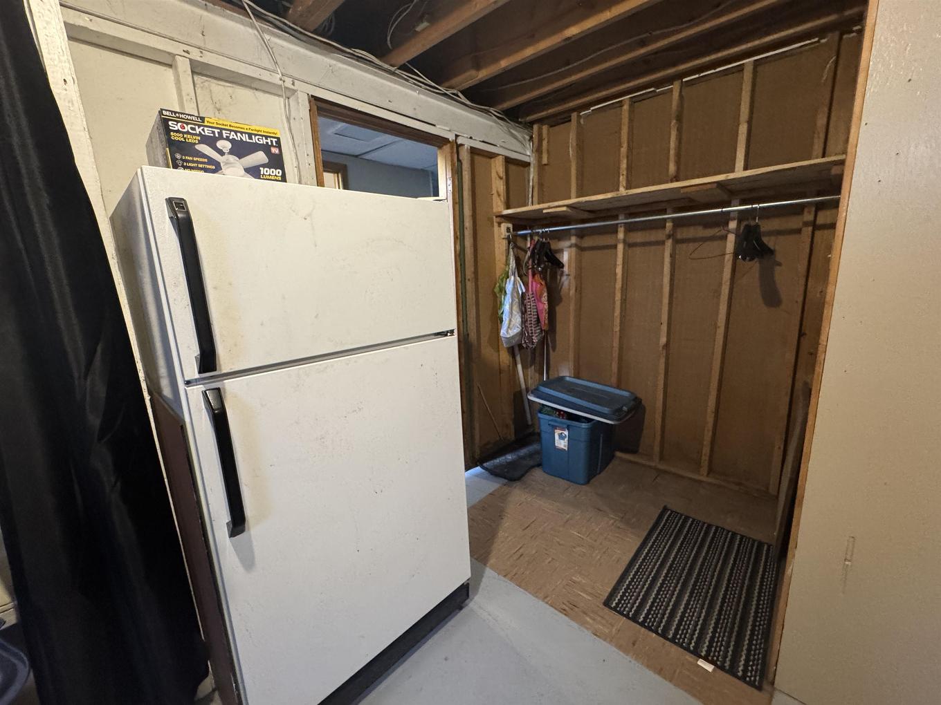 115 Warbler Drive, Manitouwadge, ON - Indoor