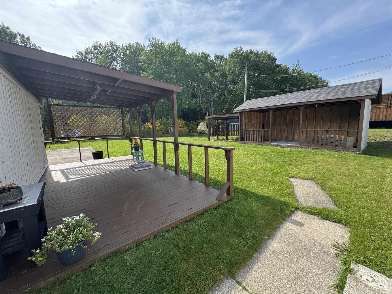 115 Warbler Drive, Manitouwadge, ON - Outdoor With Deck Patio Veranda