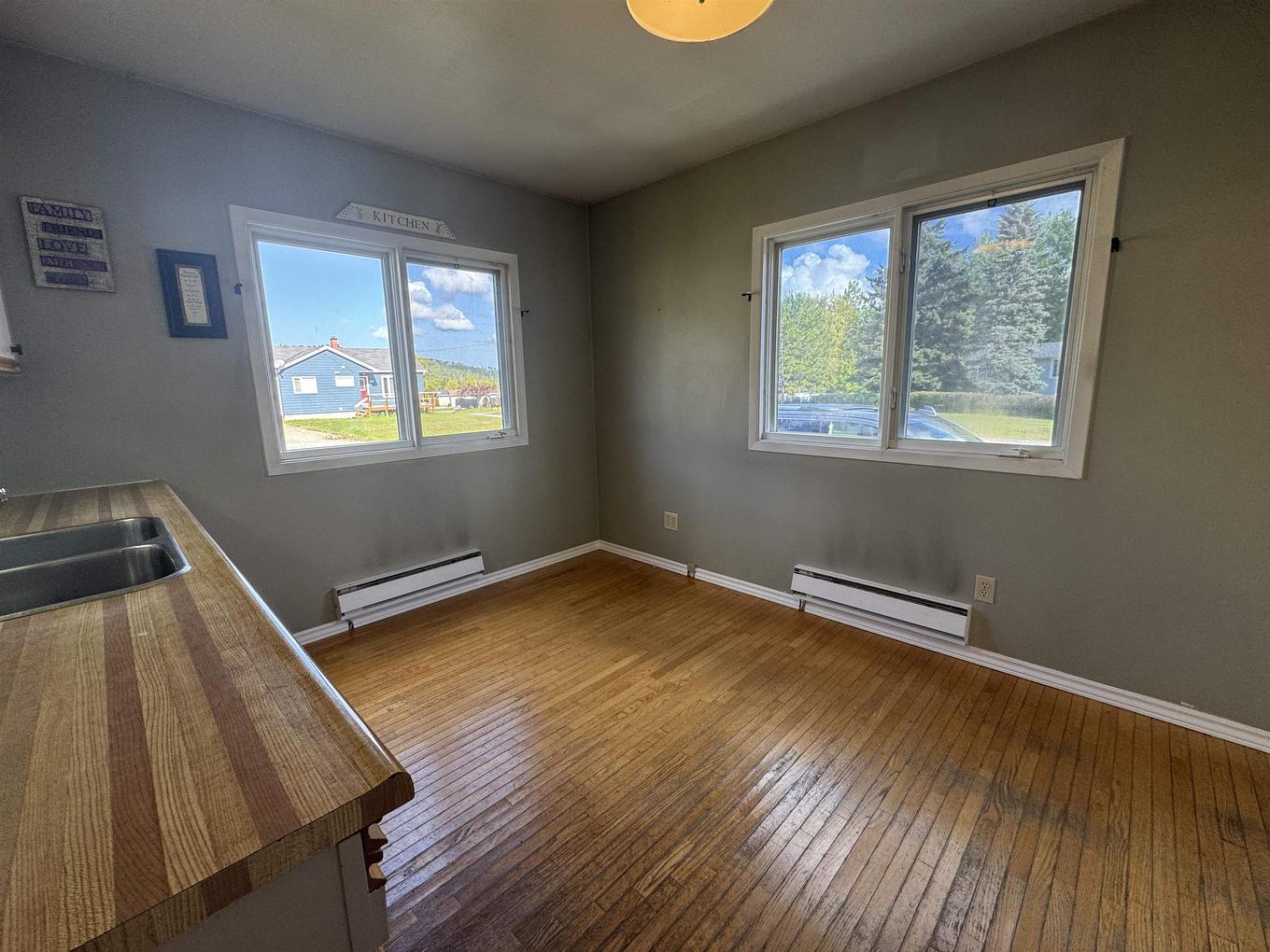 115 Warbler Drive, Manitouwadge, ON - Indoor Photo Showing Other Room
