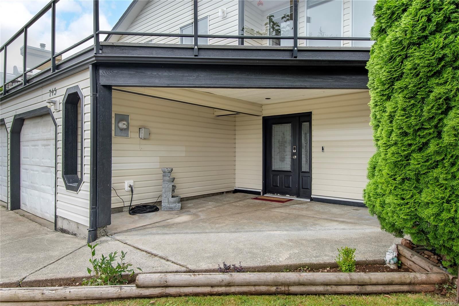 745 Bowen Dr, Campbell River, BC