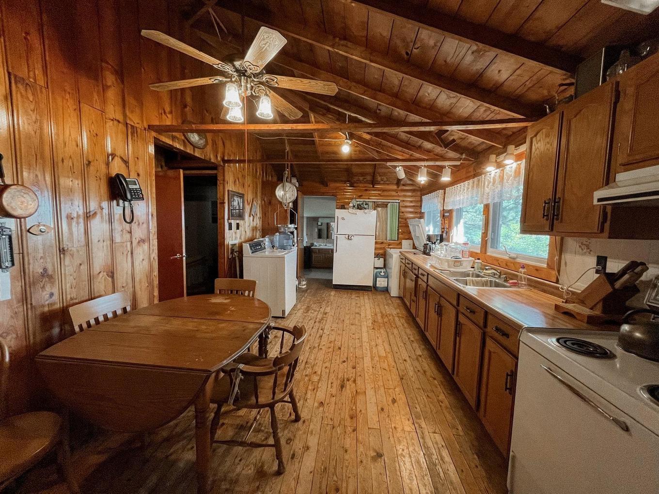 1 Minnesabic Island, District Of Kenora, ON - Indoor Photo Showing Kitchen With Double Sink