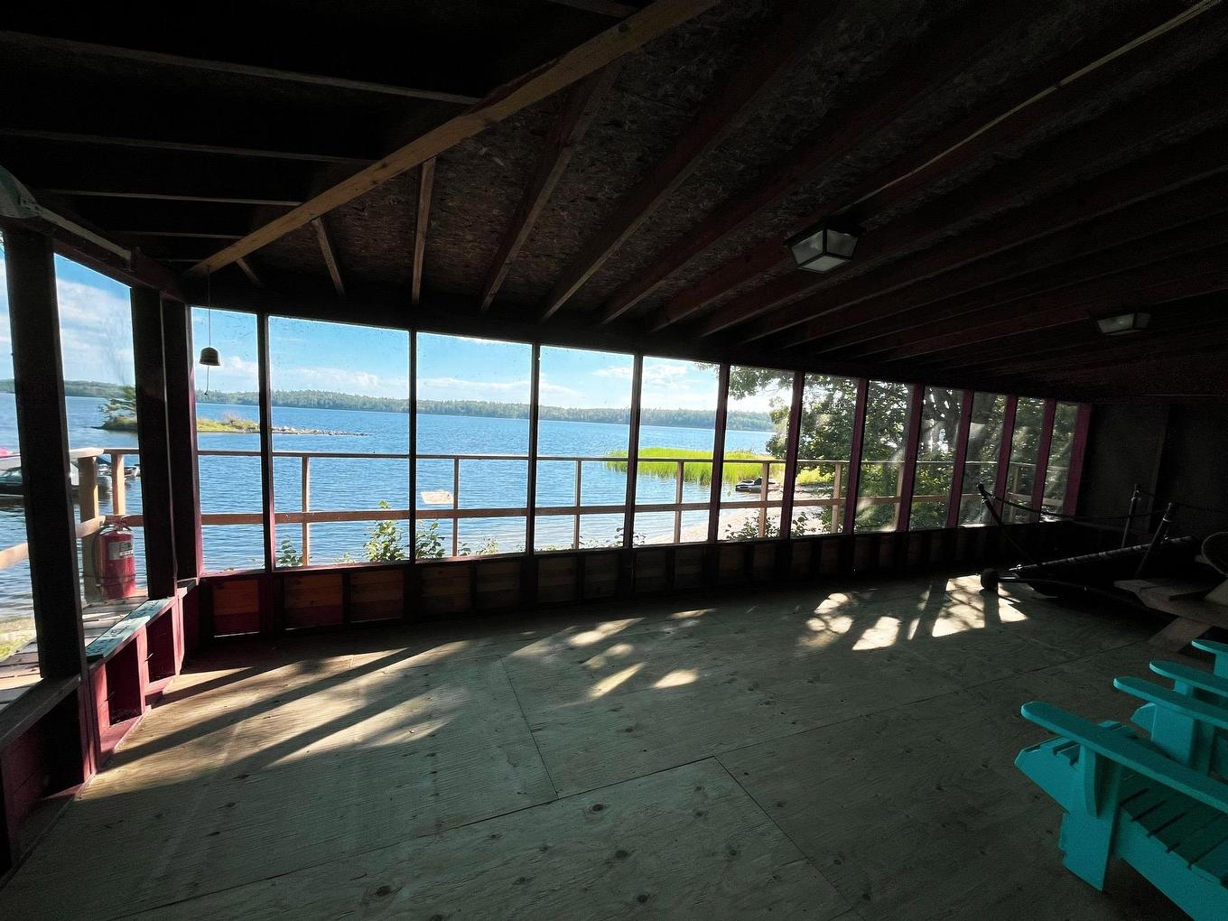 1 Minnesabic Island, District Of Kenora, ON - Photo Showing Other Room