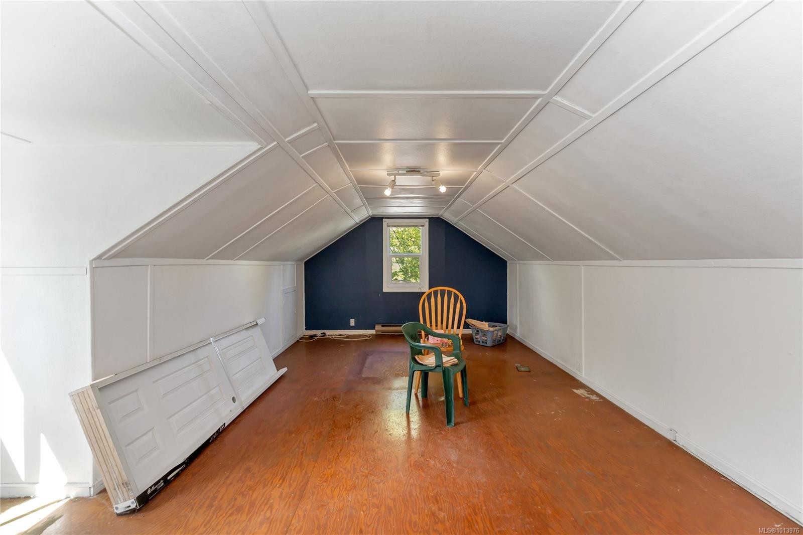 753 Sayward Rd, Saanich, BC