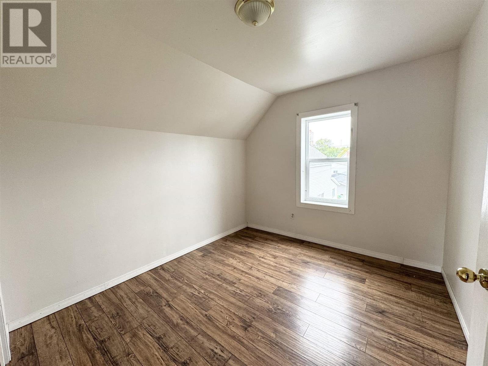 20 Aberdeen St N, Chapleau, ON - Indoor Photo Showing Other Room