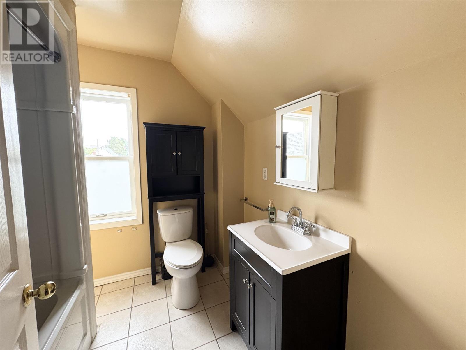 20 Aberdeen St N, Chapleau, ON - Indoor Photo Showing Bathroom