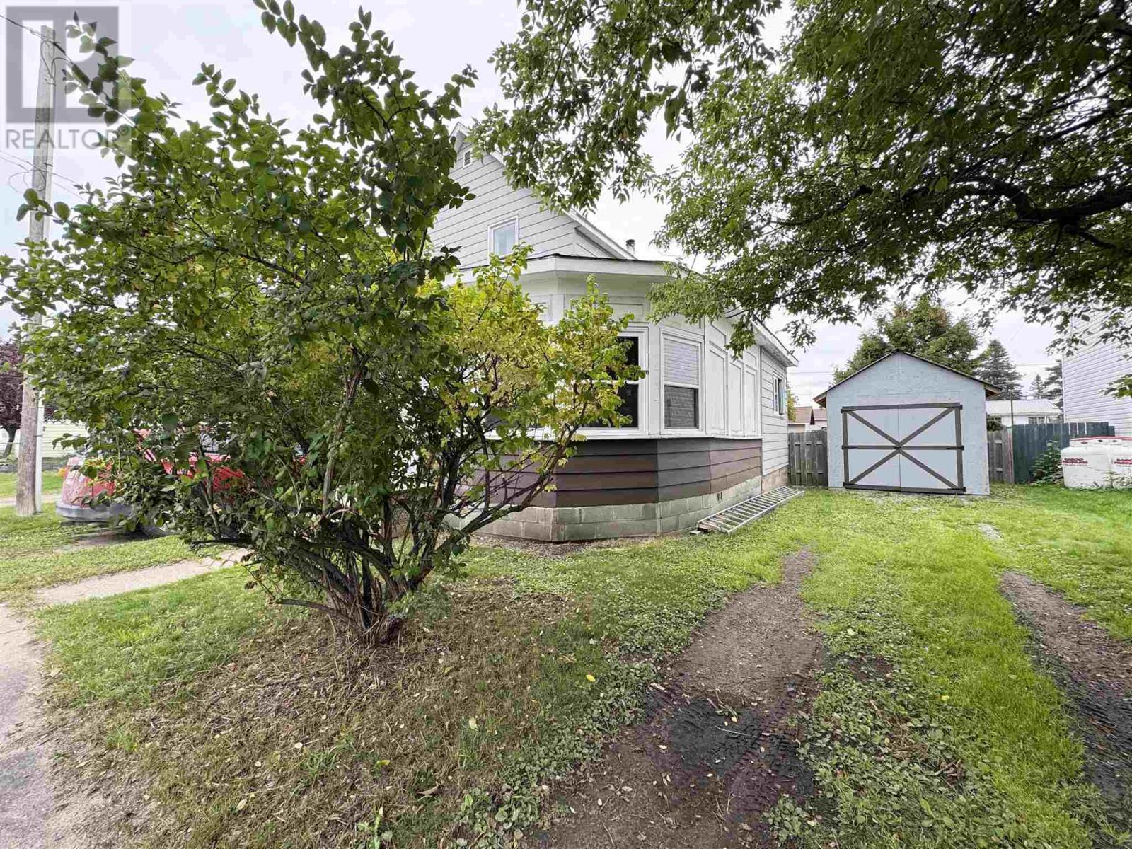 20 Aberdeen St N, Chapleau, ON - Outdoor