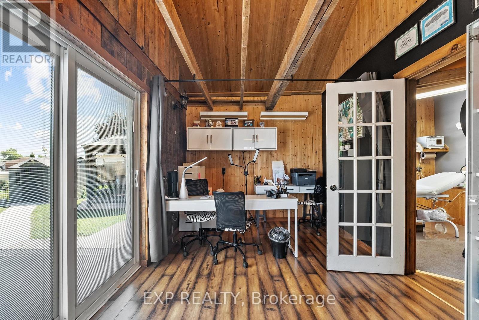 104 William Street N, Kawartha Lakes, ON