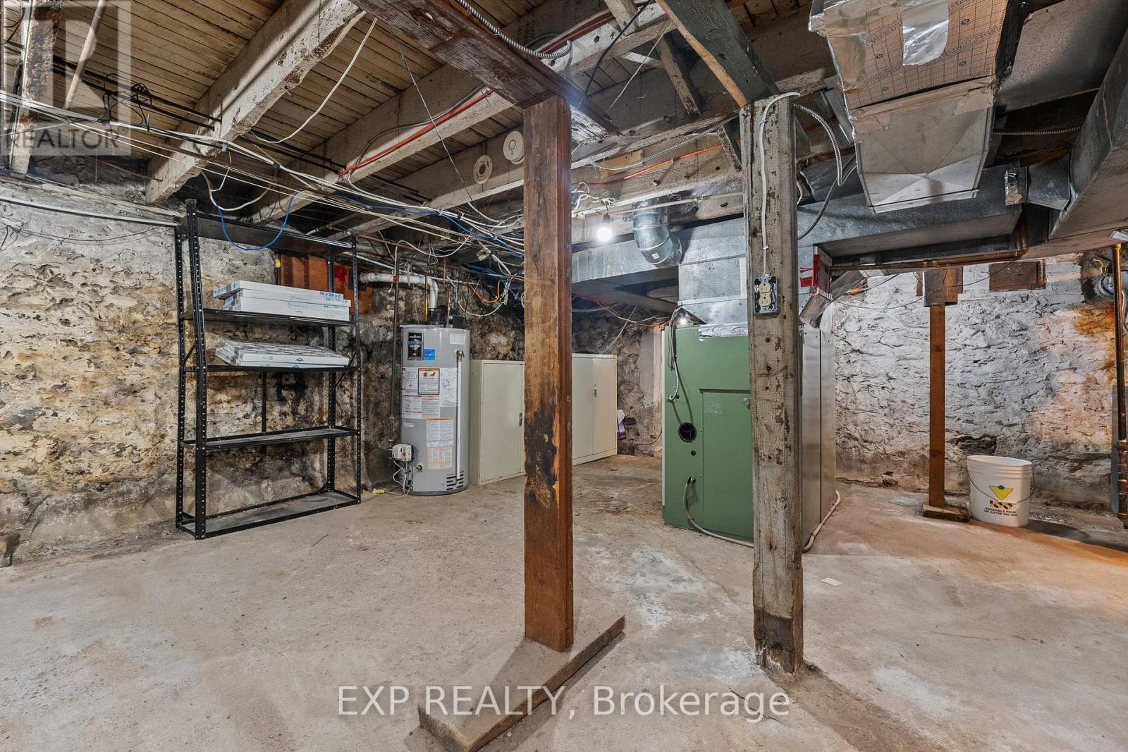 104 William Street N, Kawartha Lakes, ON