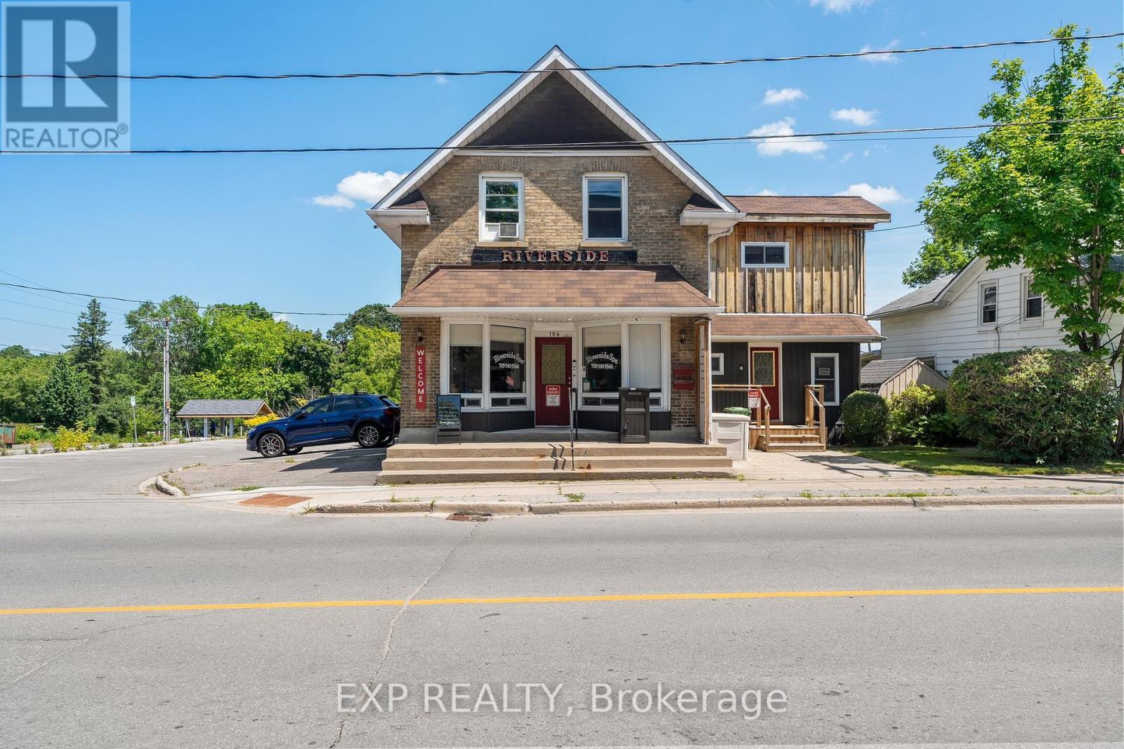 104 William Street N, Kawartha Lakes, ON