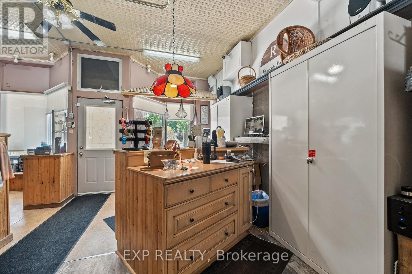 104 William Street N, Kawartha Lakes, ON