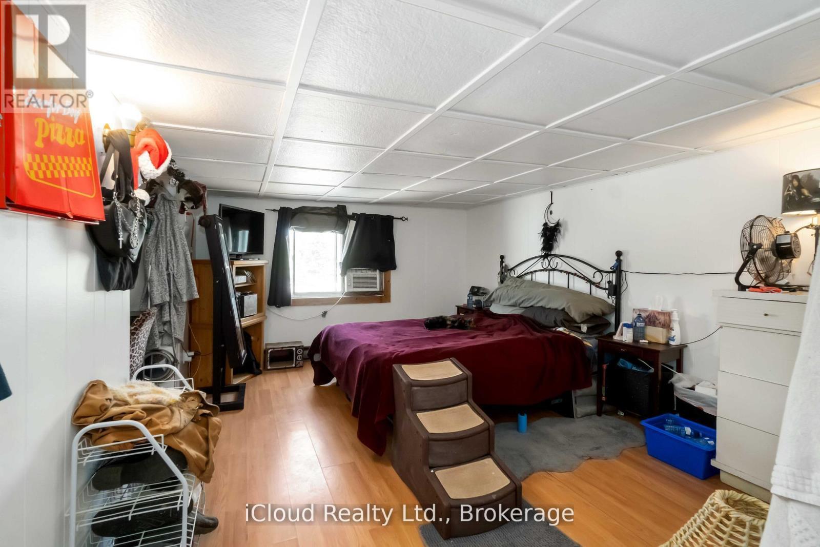 141 Main Street, Leeds And The Thousand Islands, ON - Indoor