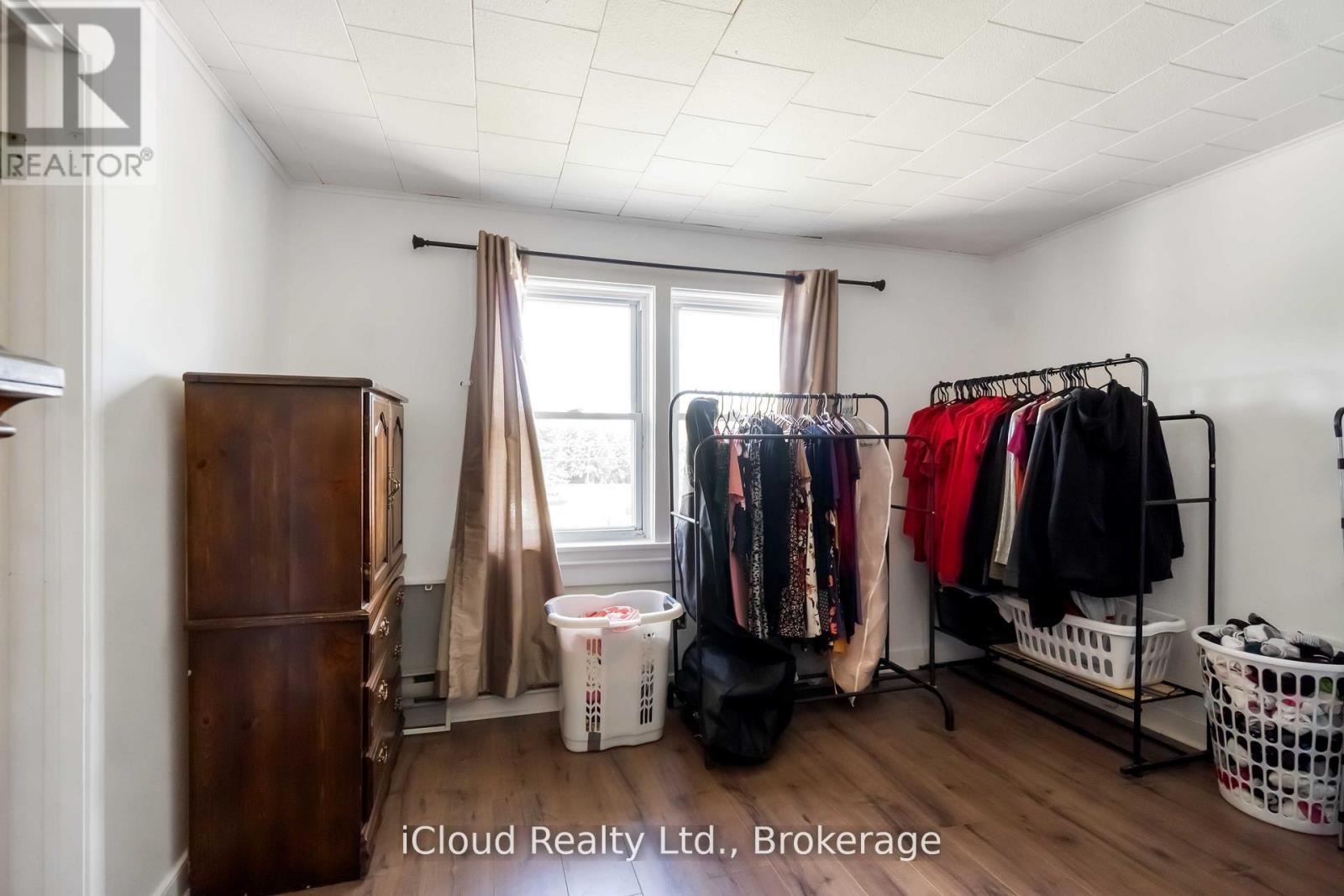 141 Main Street, Leeds And The Thousand Islands, ON - Indoor