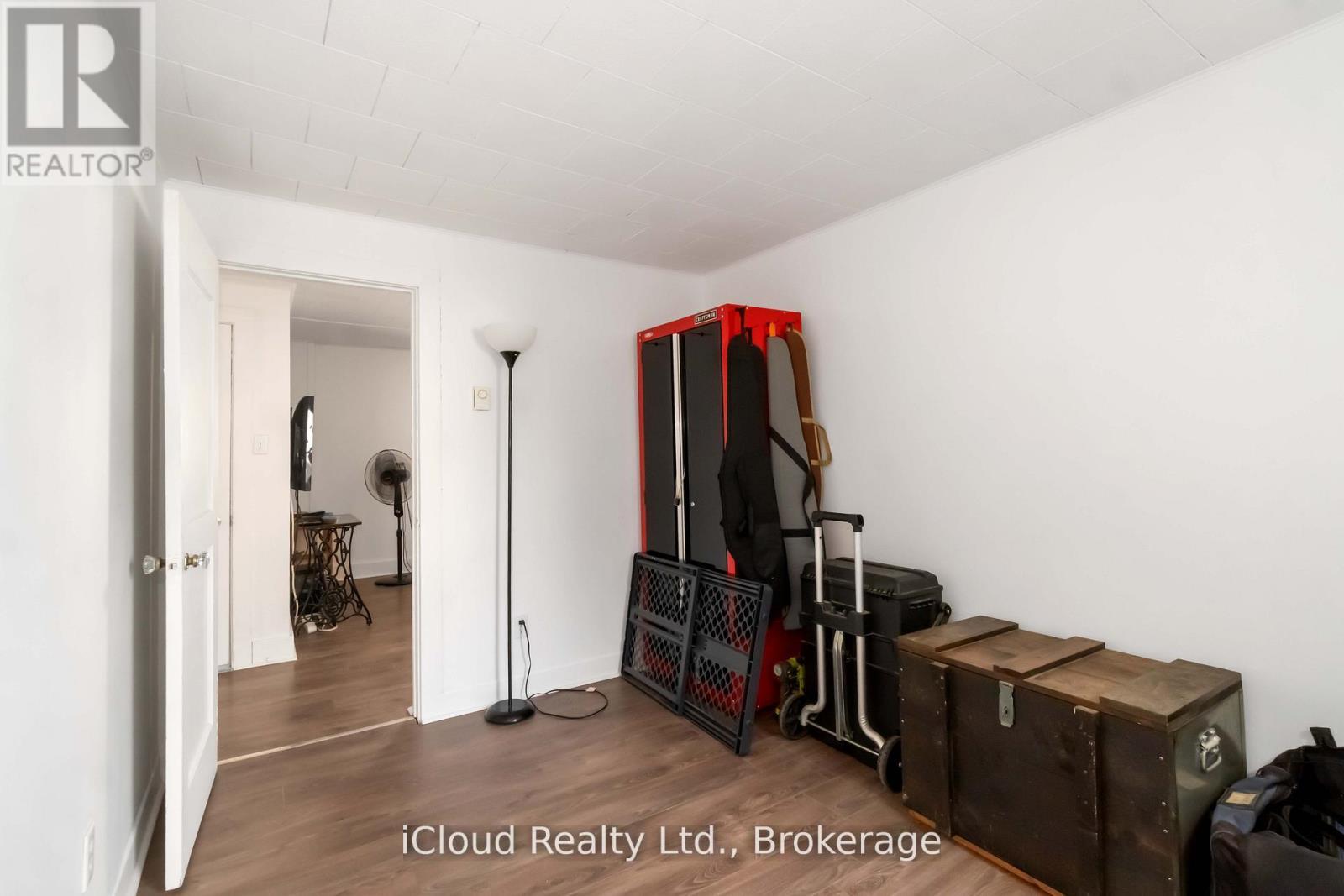 141 Main Street, Leeds And The Thousand Islands, ON - Indoor