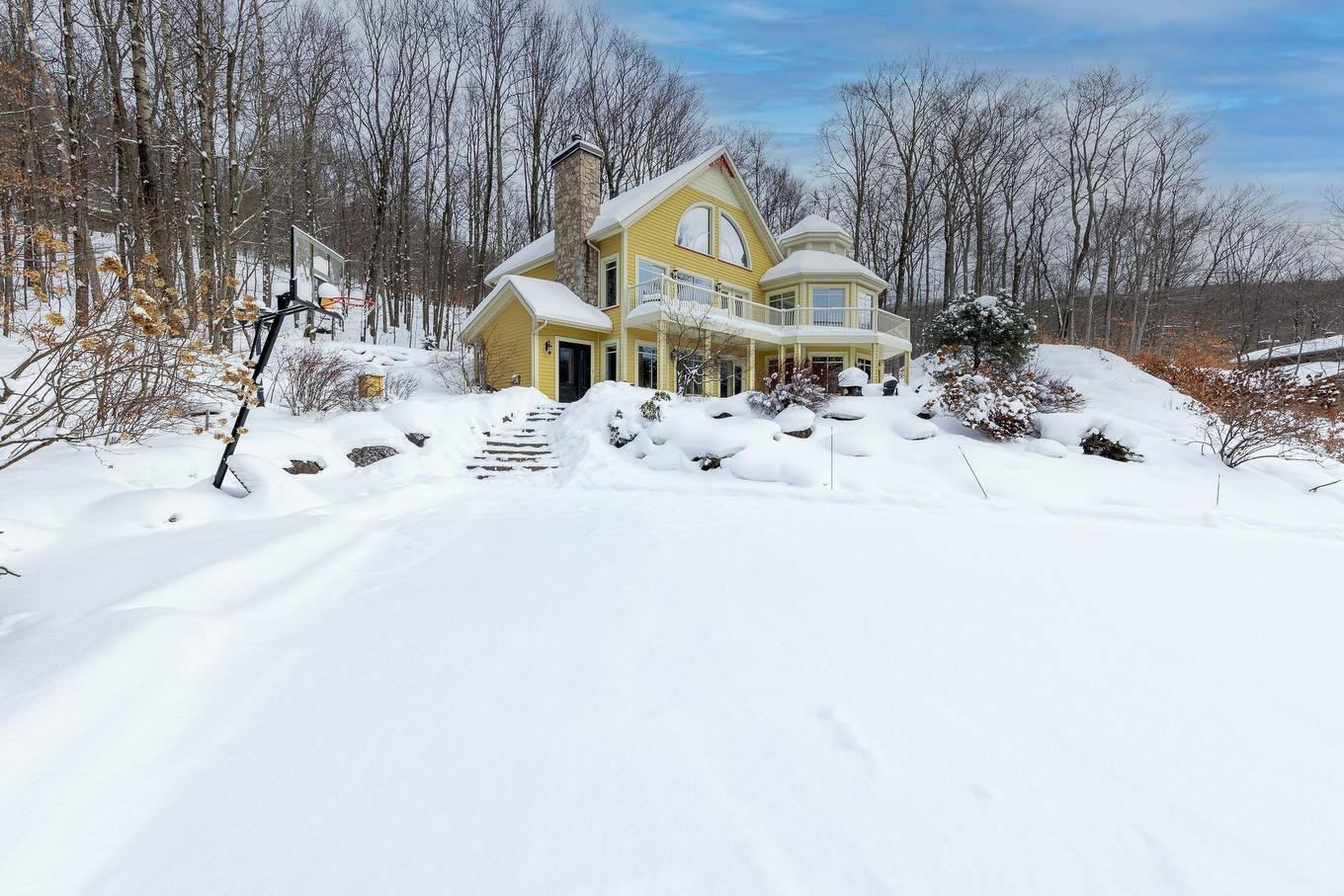 Façade - 201 Ch. De La Sablière, Sutton, QC - Outdoor