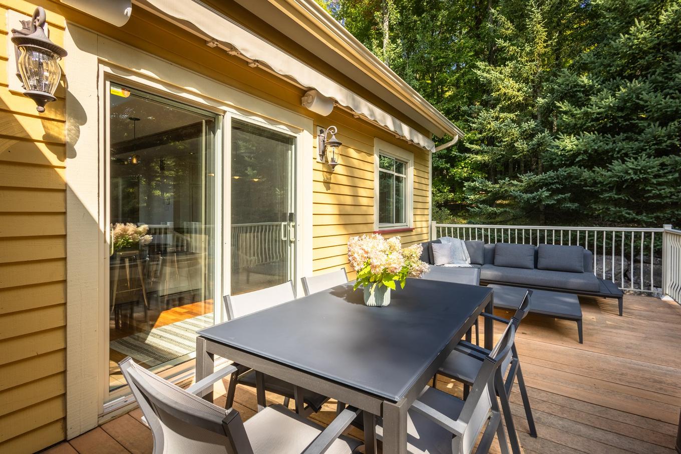 Terrasse - 201 Ch. De La Sablière, Sutton, QC - Outdoor With Deck Patio Veranda With Exterior