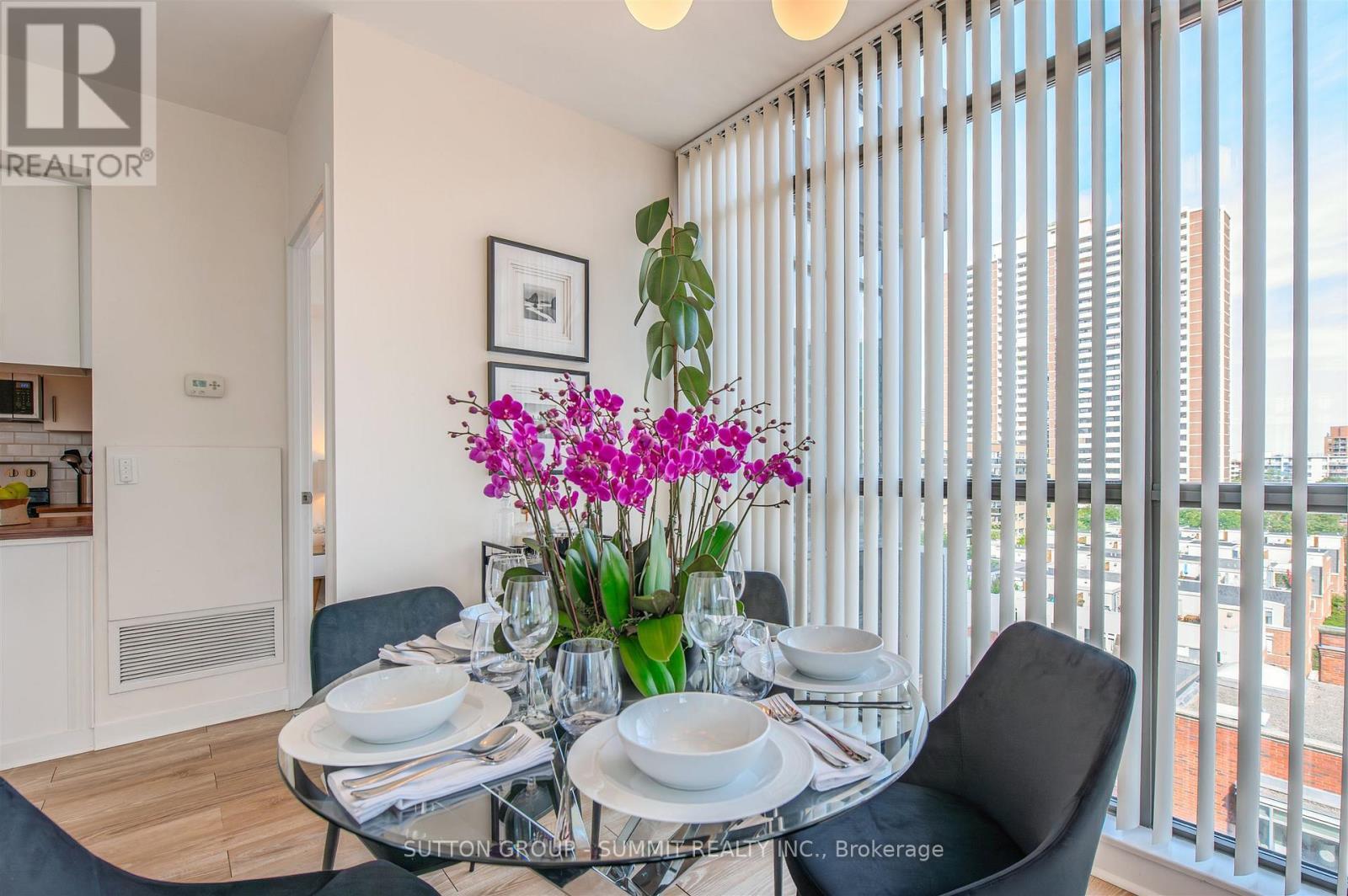 801 - 281 Mutual Street, Toronto, ON - Indoor Photo Showing Dining Room