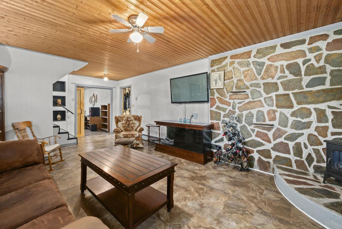 387 Lawrence Road, Rockland, NS