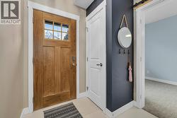 Spacious entry way with 3rd bedroom -