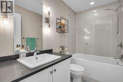 Upstairs 2nd bathroom -