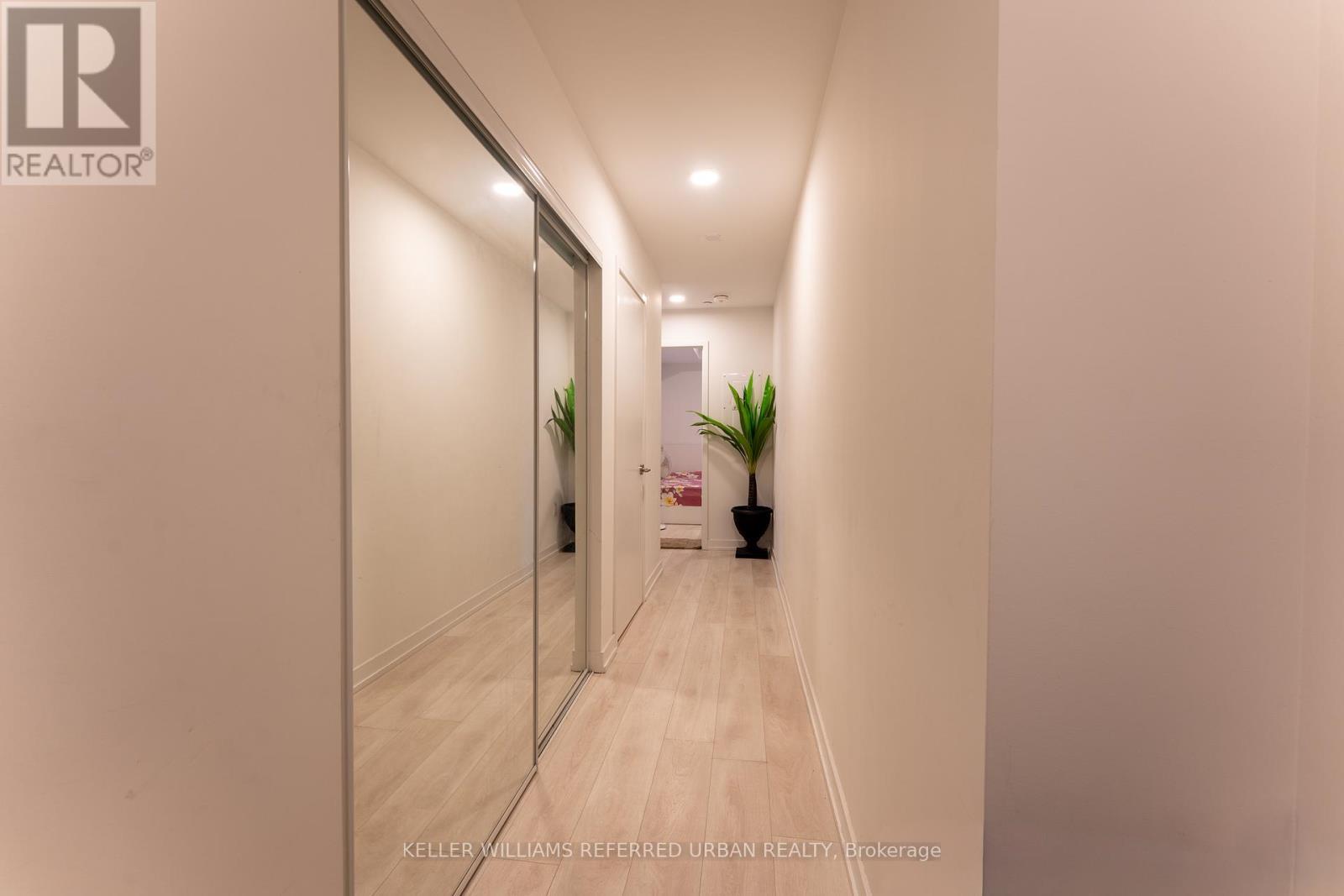 611 - 225 Sumach Street, Toronto, ON - Indoor Photo Showing Other Room