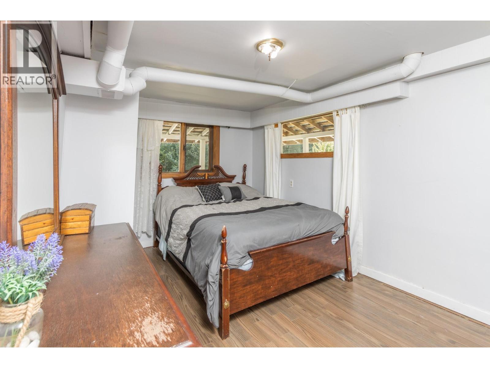 3591 65 Avenue Nw, Salmon Arm, BC - Indoor Photo Showing Bedroom