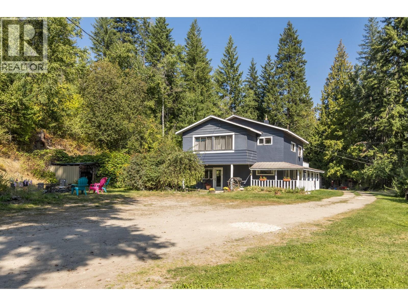 3591 65 Avenue Nw, Salmon Arm, BC - Outdoor With Deck Patio Veranda
