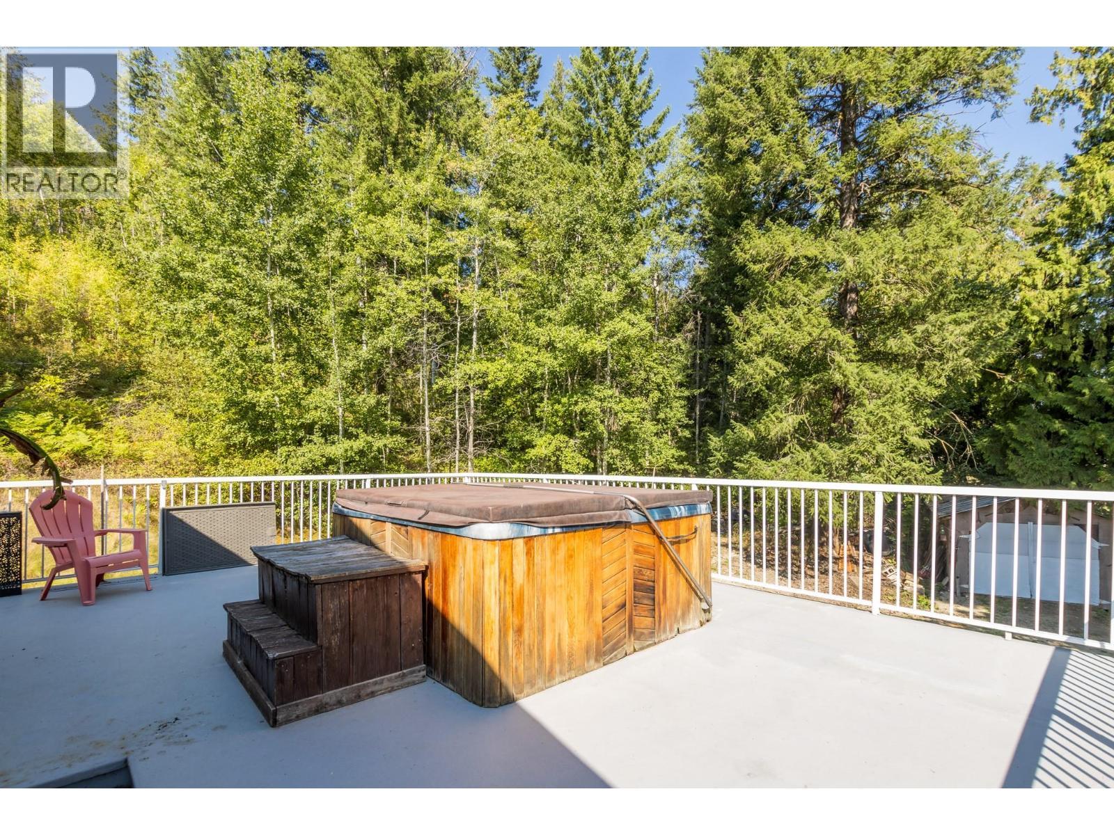 3591 65 Avenue Nw, Salmon Arm, BC - Outdoor With Deck Patio Veranda