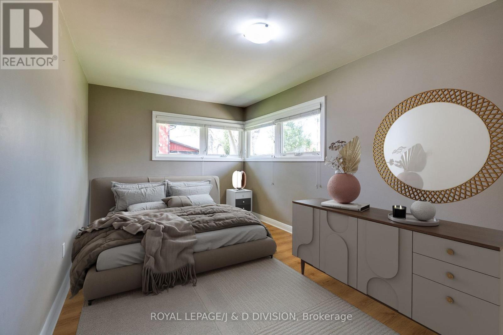 Virtually staged - 7079 Second Line W, Mississauga, ON - Indoor Photo Showing Bedroom