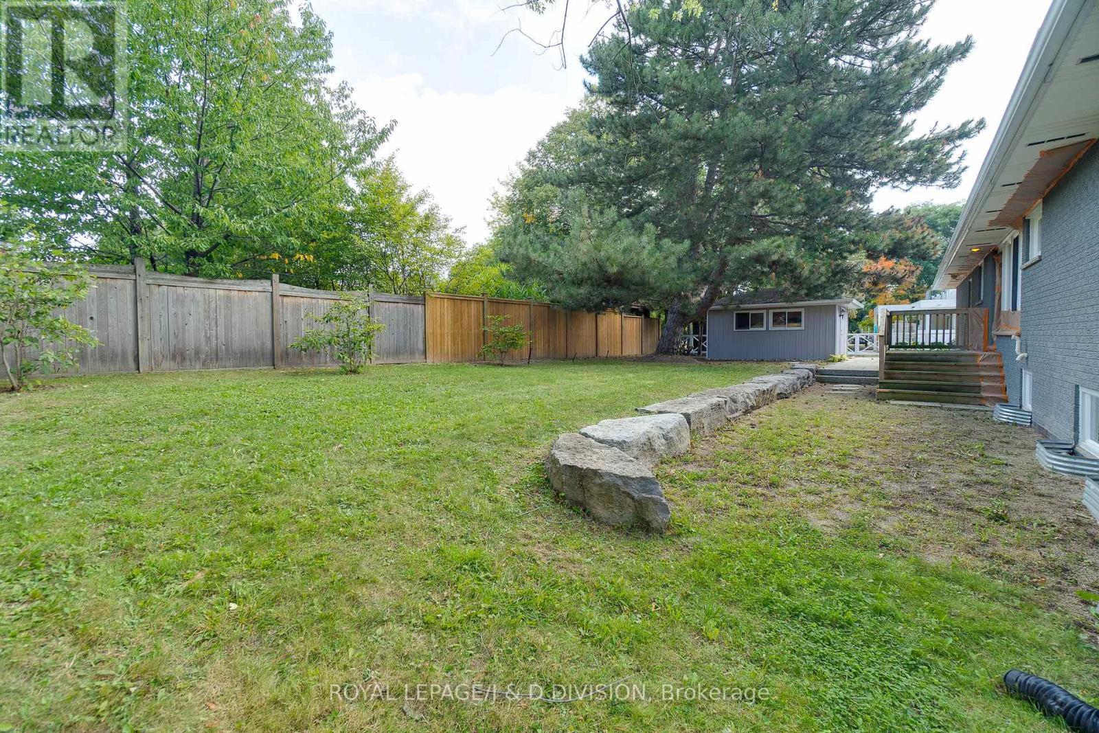 7079 Second Line W, Mississauga, ON - Outdoor