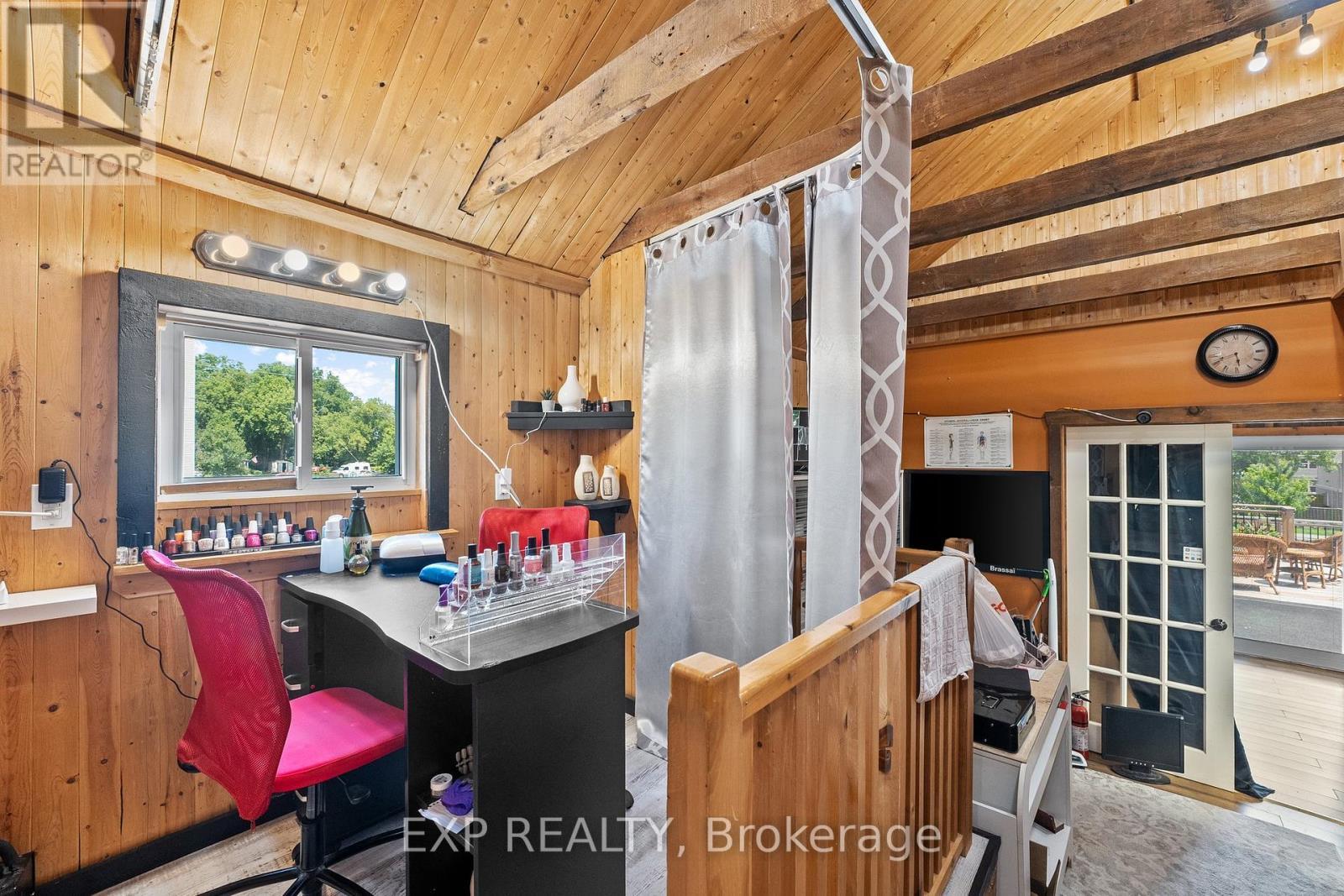 104 William Street N, Kawartha Lakes, ON