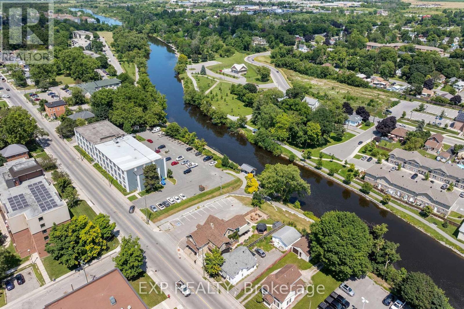 104 William Street N, Kawartha Lakes, ON