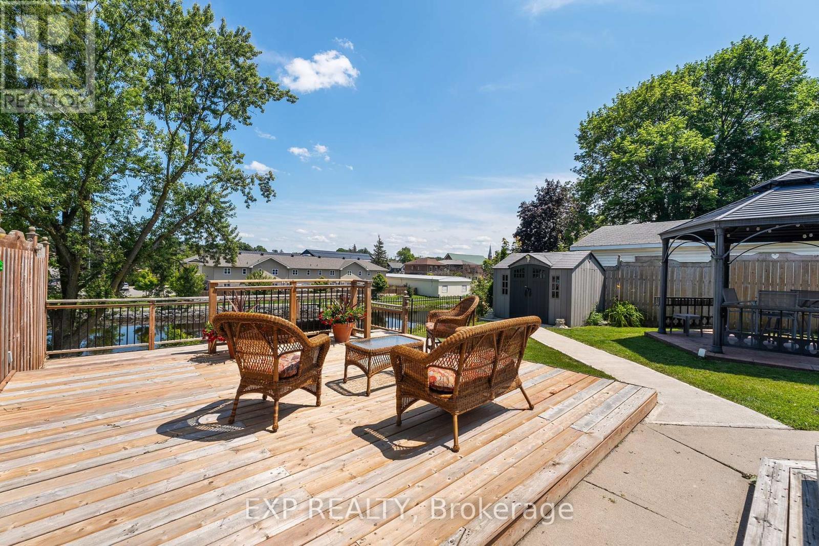 104 William Street N, Kawartha Lakes, ON