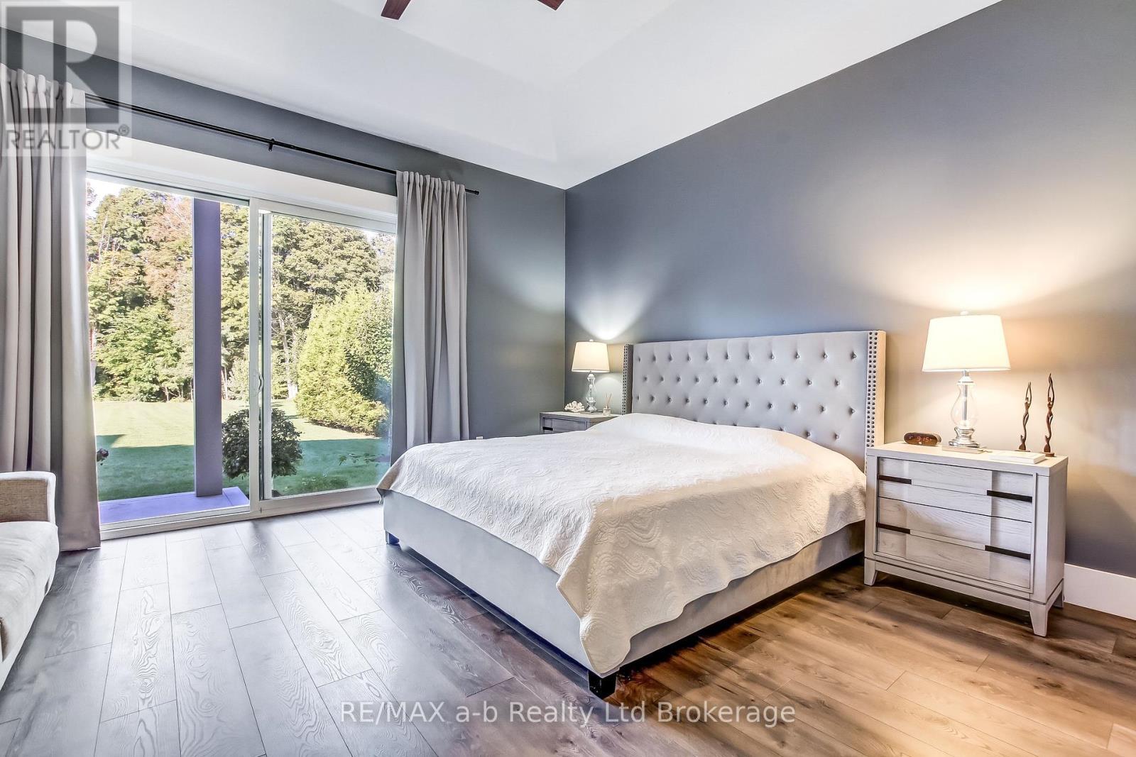 48 Otterview Drive, Norwich (Otterville), ON - Indoor Photo Showing Bedroom