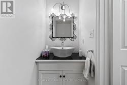 2pc powder room -