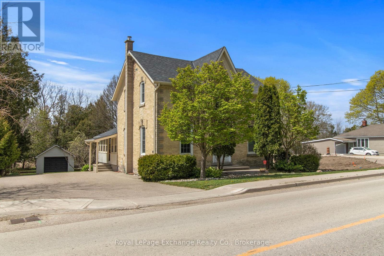 1180 Queen Street, Kincardine, ON - Outdoor