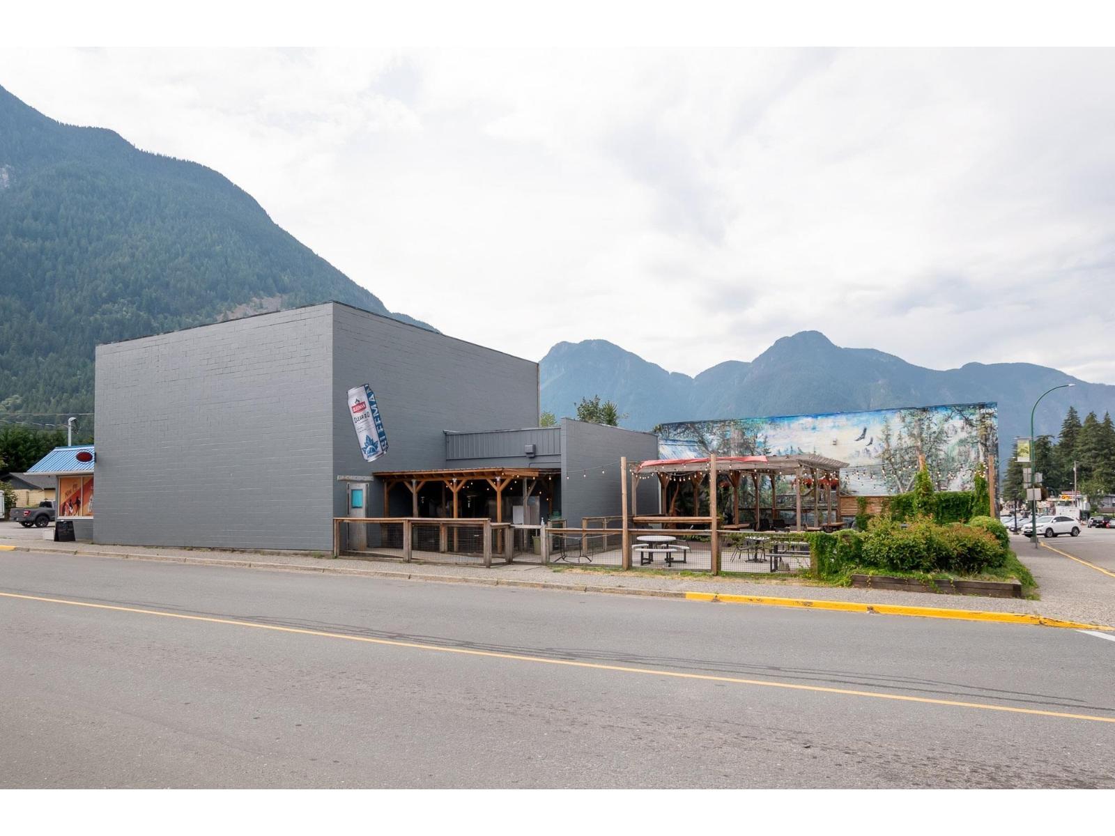 584 Wallace Street|Hope, Hope, BC
