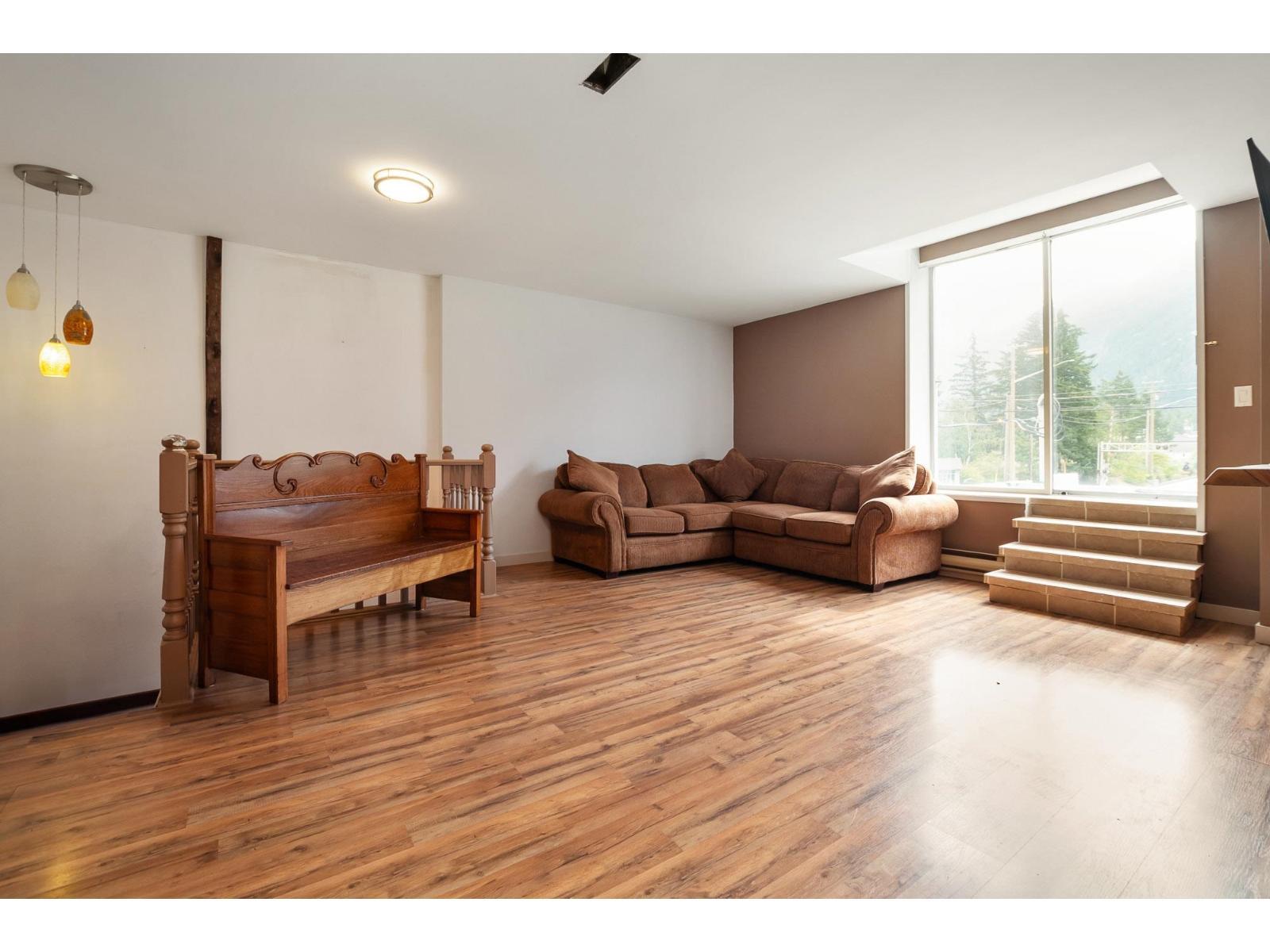 584 Wallace Street|Hope, Hope, BC