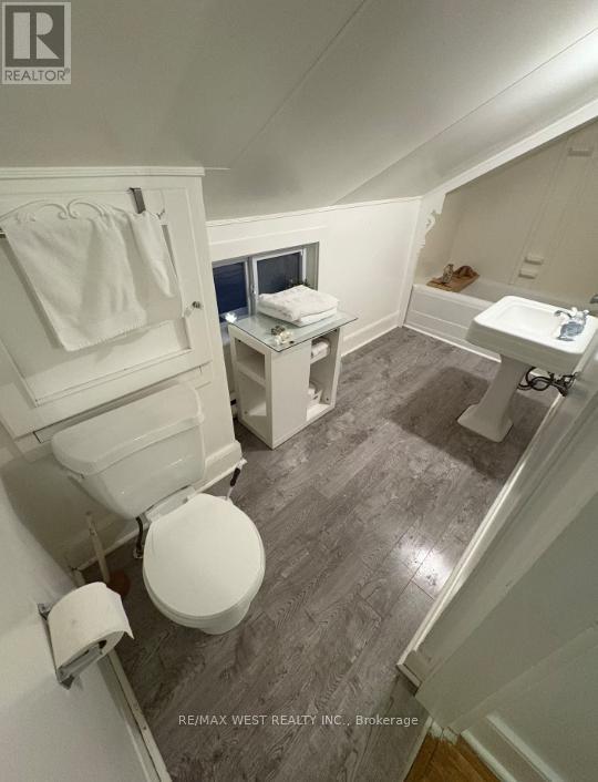 113 Queen Street, Trent Hills, ON - Indoor