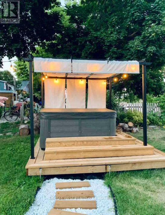 113 Queen Street, Trent Hills, ON - Outdoor With Deck Patio Veranda