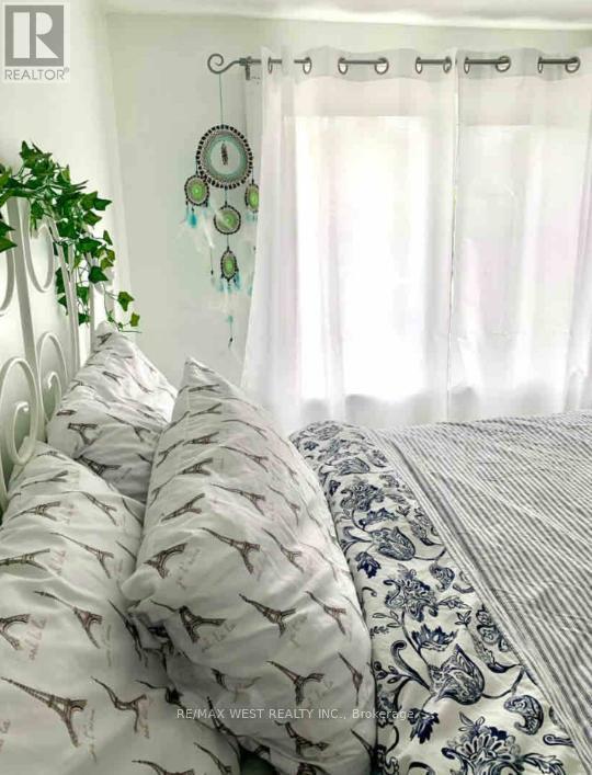 113 Queen Street, Trent Hills, ON - Indoor Photo Showing Bedroom