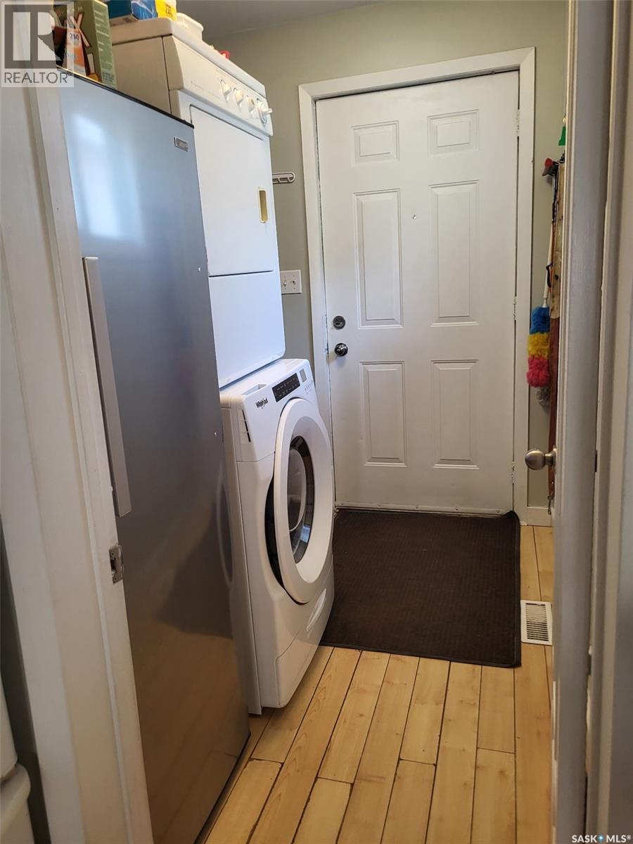 2337 Mcdonald Street, Regina, SK - Indoor Photo Showing Laundry Room