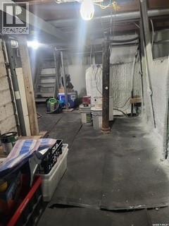 2337 Mcdonald Street, Regina, SK - Indoor Photo Showing Garage